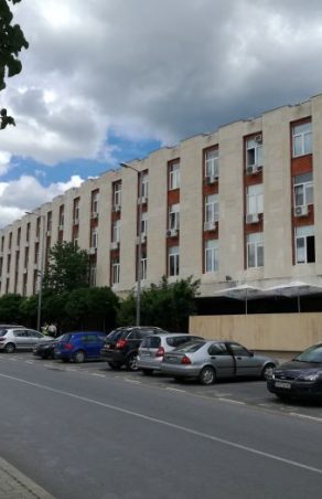 Взеха мярката на обвинен за грабеж в Сливен