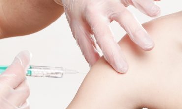 В Япония изтеглят ваксина заради наличие на "чуждо вещество"