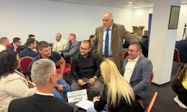 Представители на Младежи ГЕРБ-Сливен участваха в академията „Новите умове“
